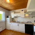 Vakantiehuis Maison Confortable A 300m De La Des Dunes Avec Jardin Et Parking Prive - Fr-1-231-188